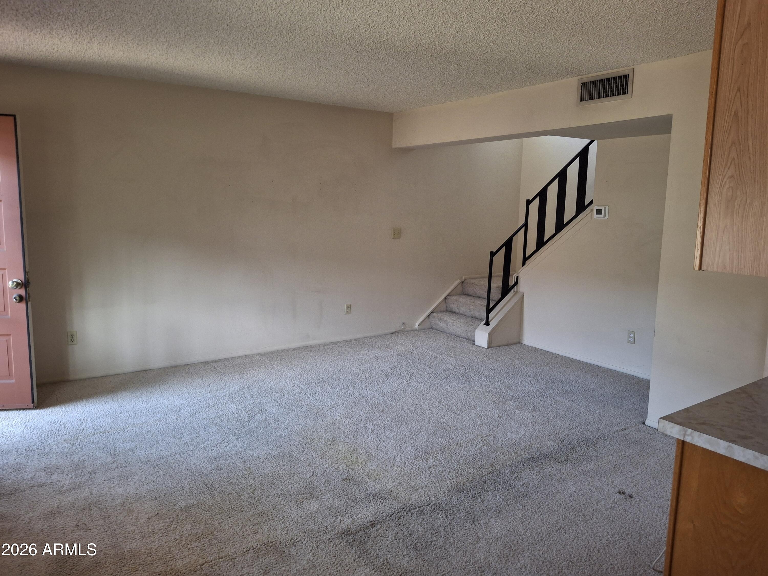 1908 E ORANGE Drive