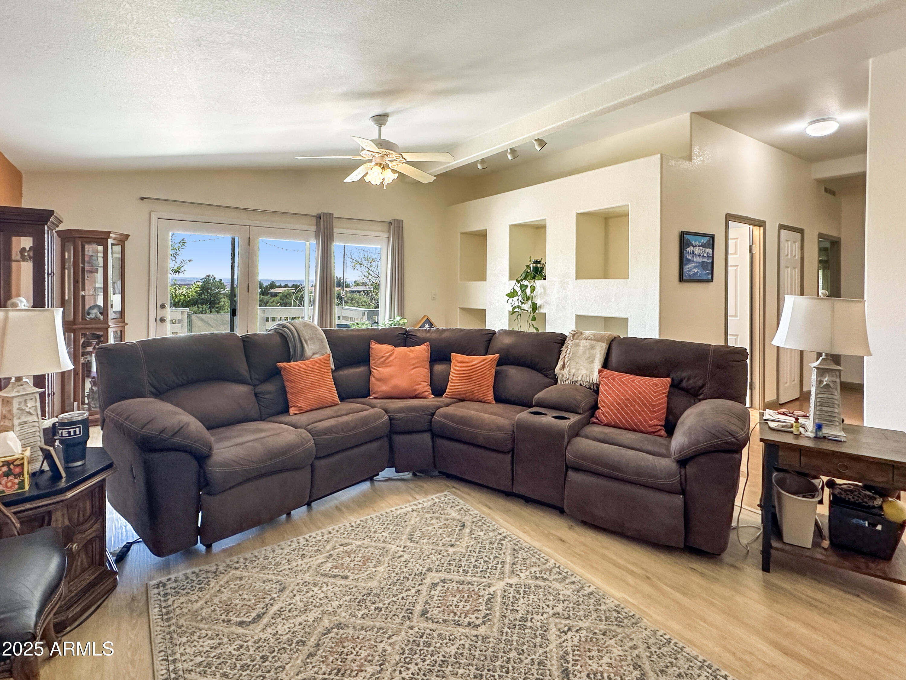 2050 W State Route 89A -- 239