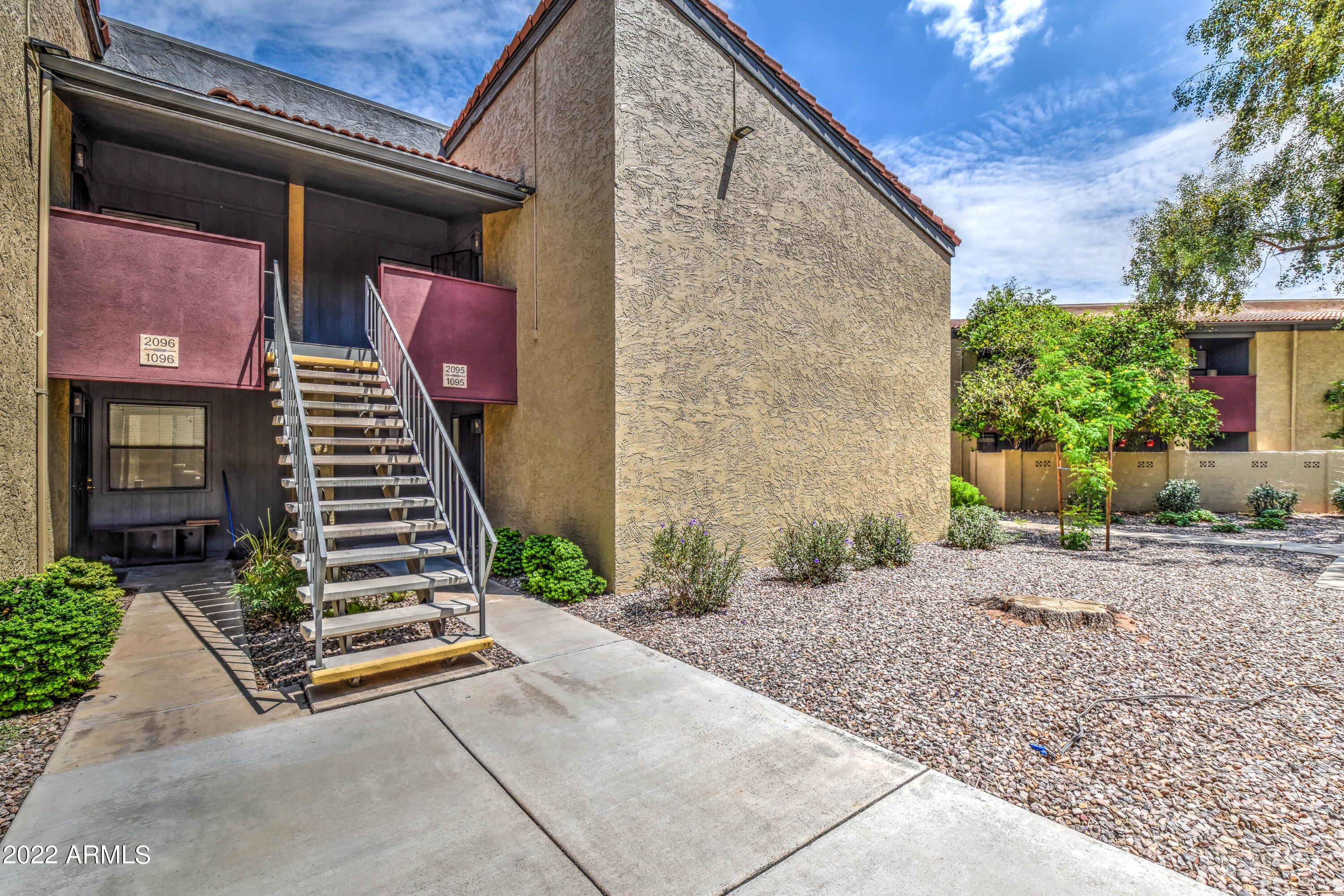 1730 W EMELITA Avenue 1095