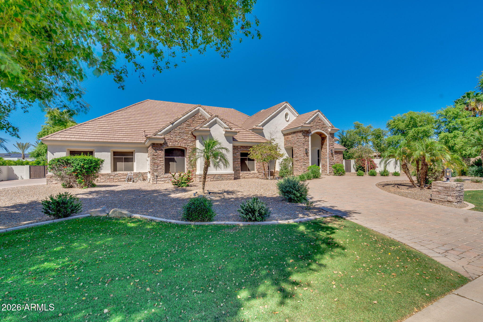 CIRCLE G AT OCOTILLO PHASE 1 - Residential