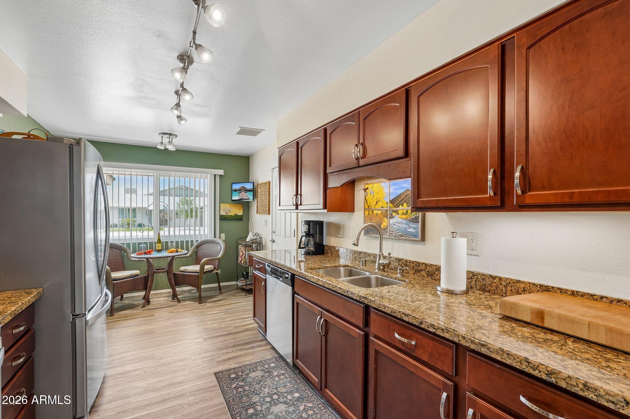 10908 W MEADE Drive
