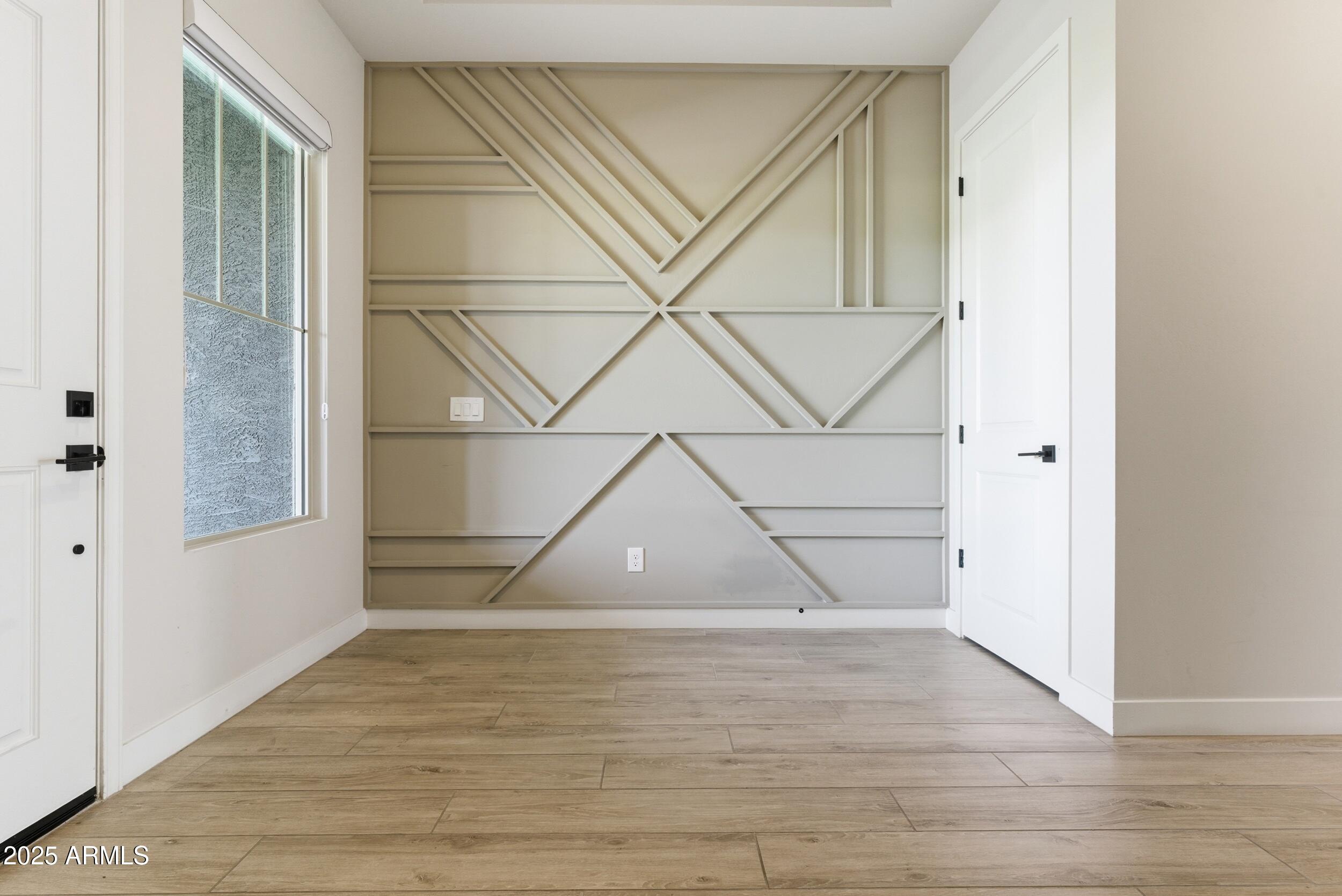 9619 E SOLINA Avenue