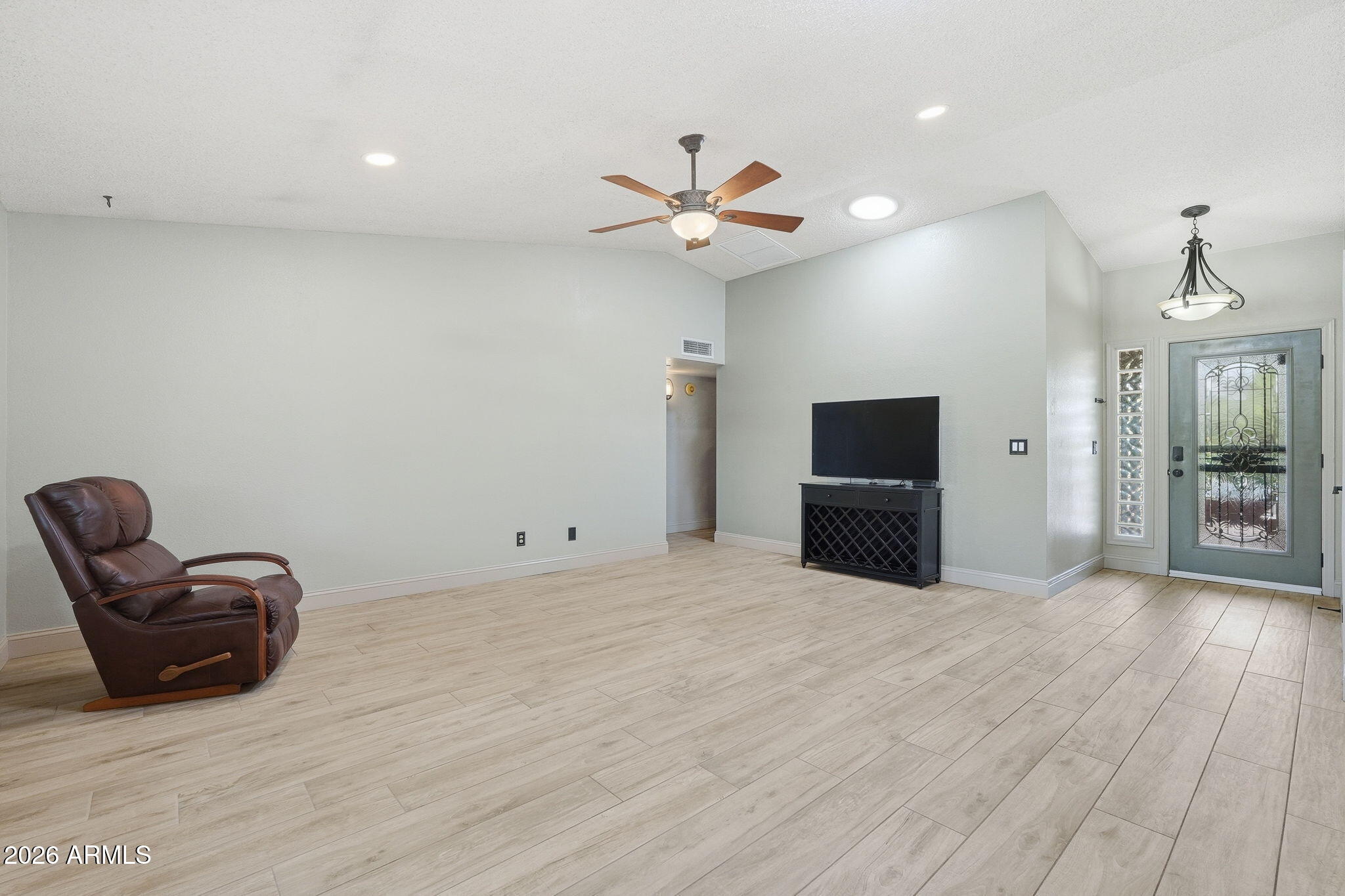 1628 W MCNAIR Street