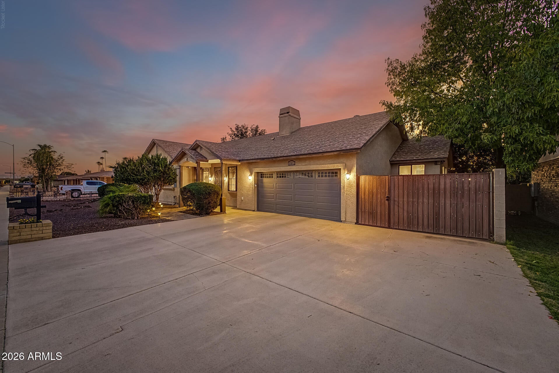 11842 N 82ND Drive