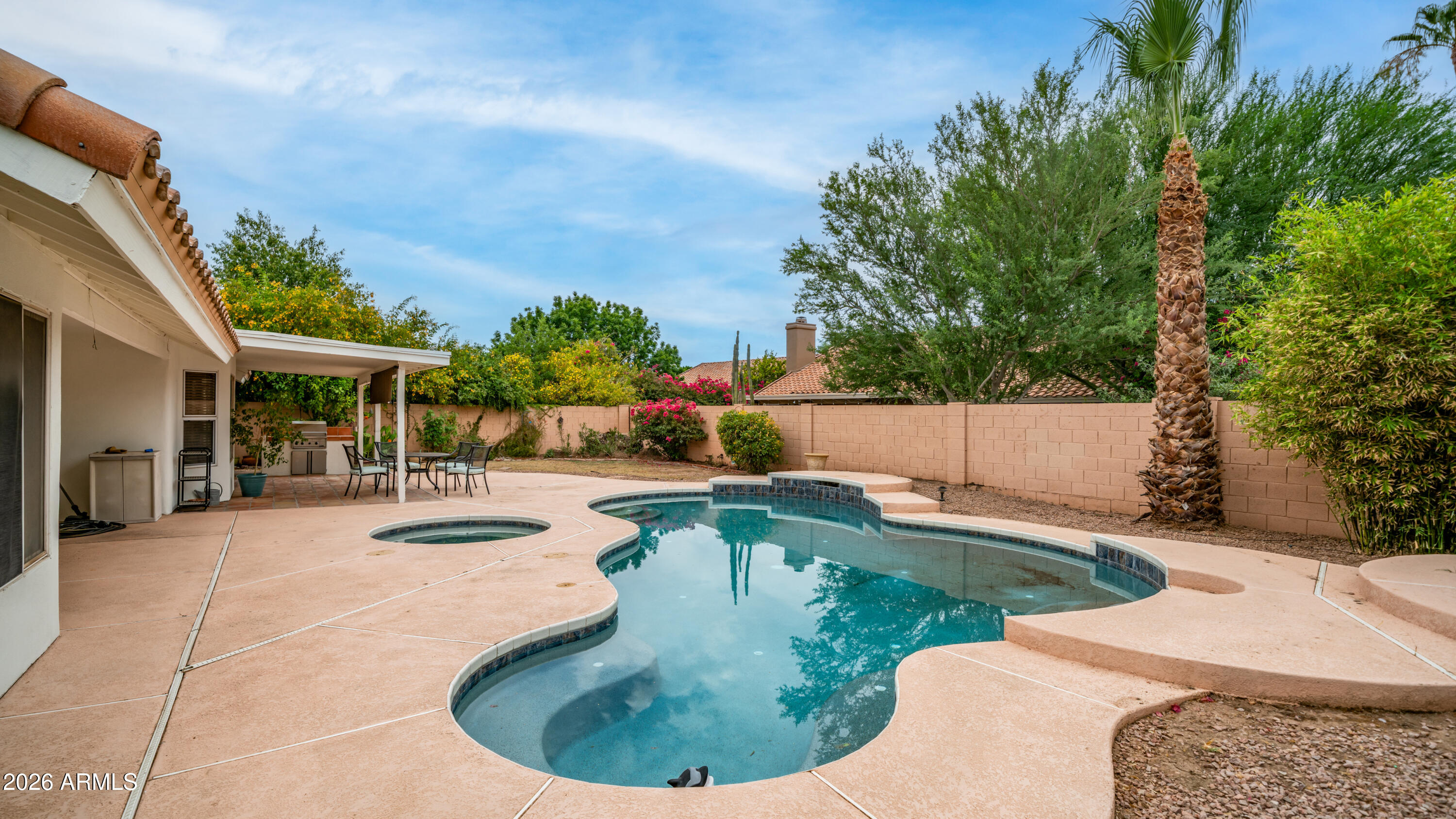 3360 W JASPER Drive