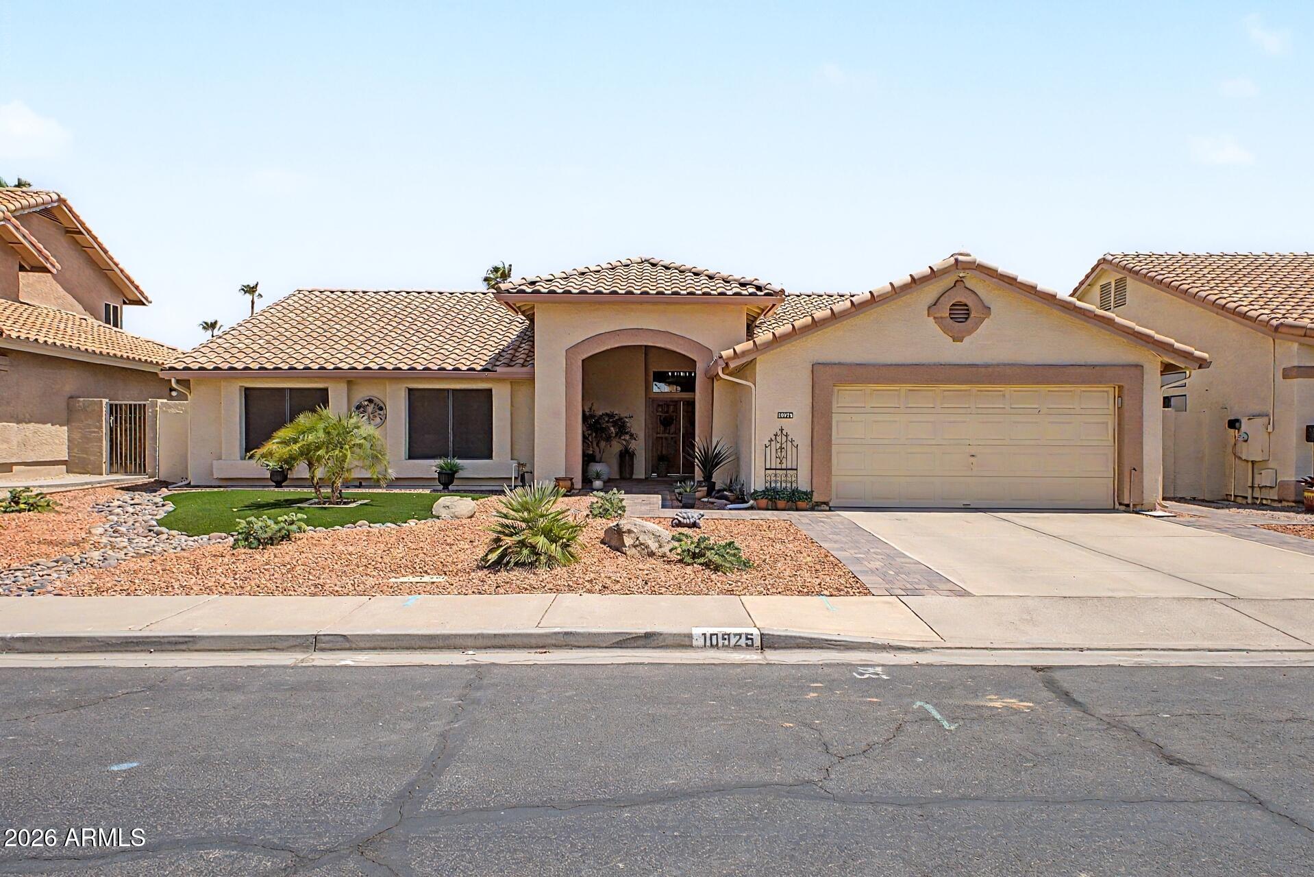10925 W Citrus Grove Way