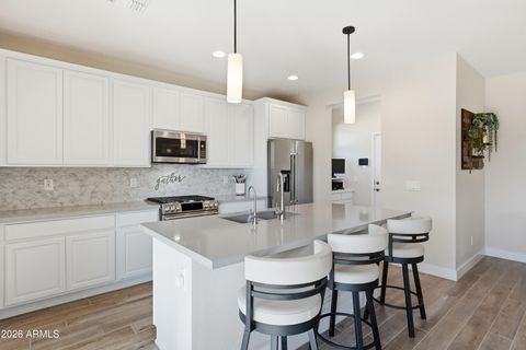 1393 W CALLE DE FLORES -- San Tan Valley AZ 85140