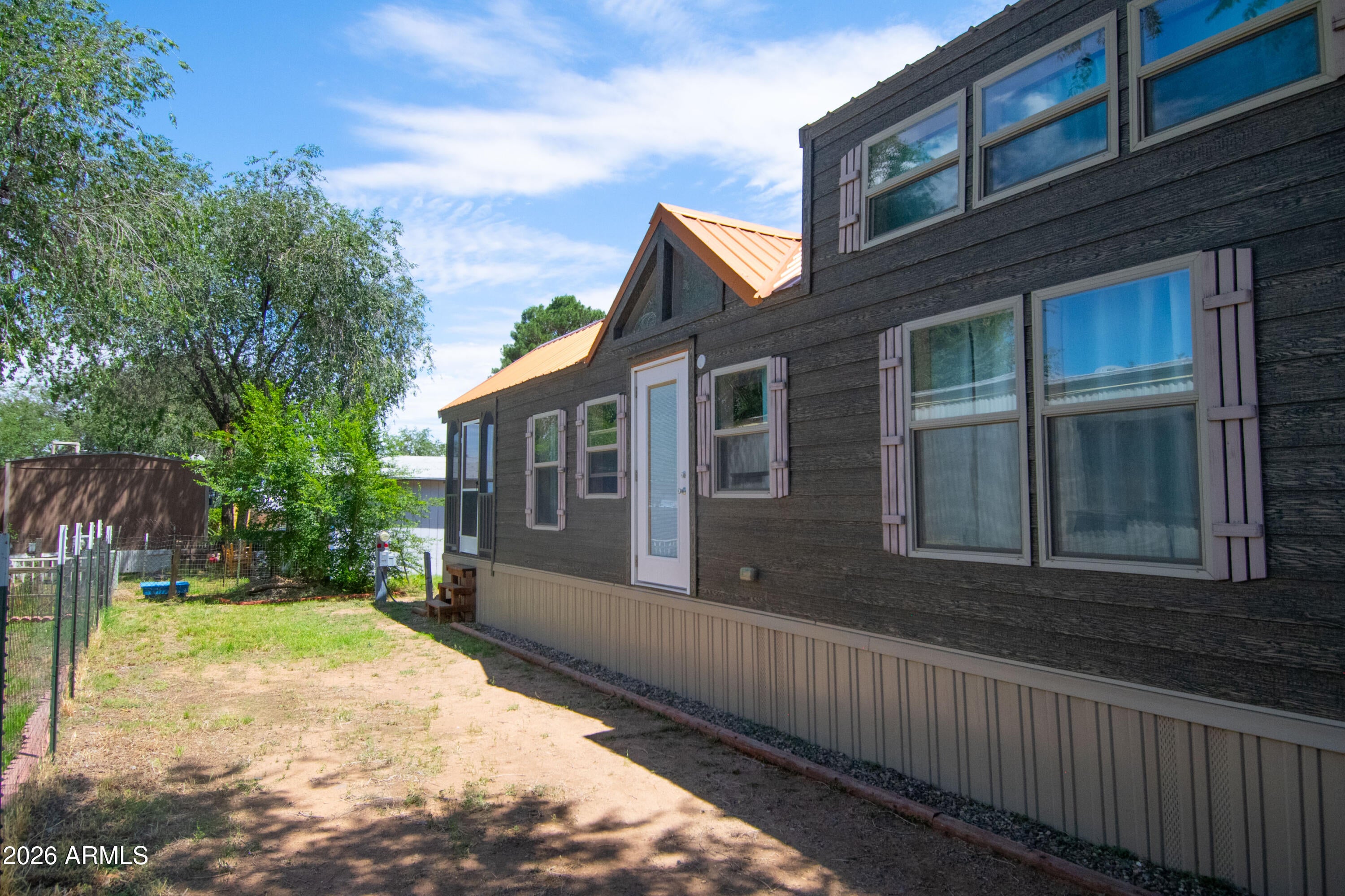 349 S Road 1 West -- B 10.5