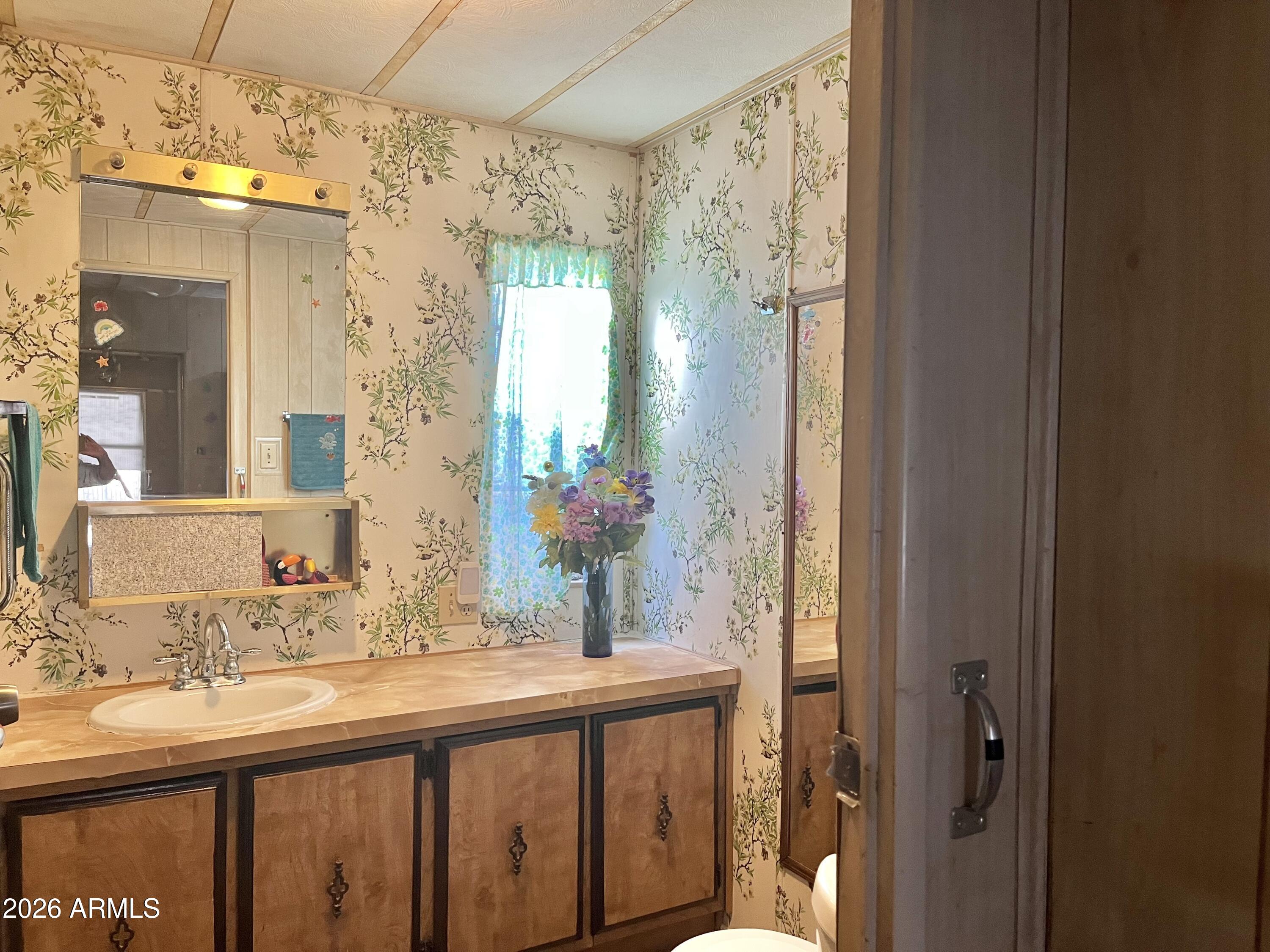 PHOENIX WEST MOBILE HOME COMMUNITY - Residential