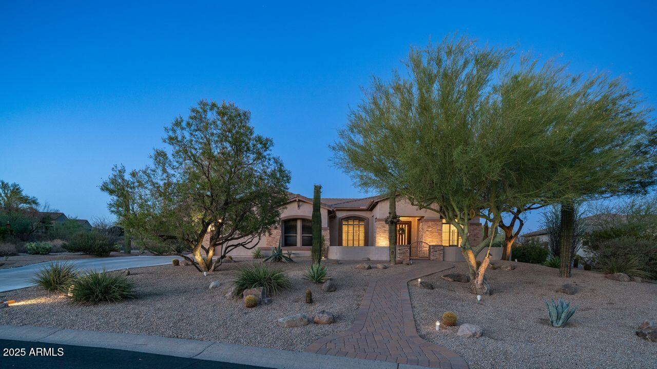 2663 N KEESHA Road