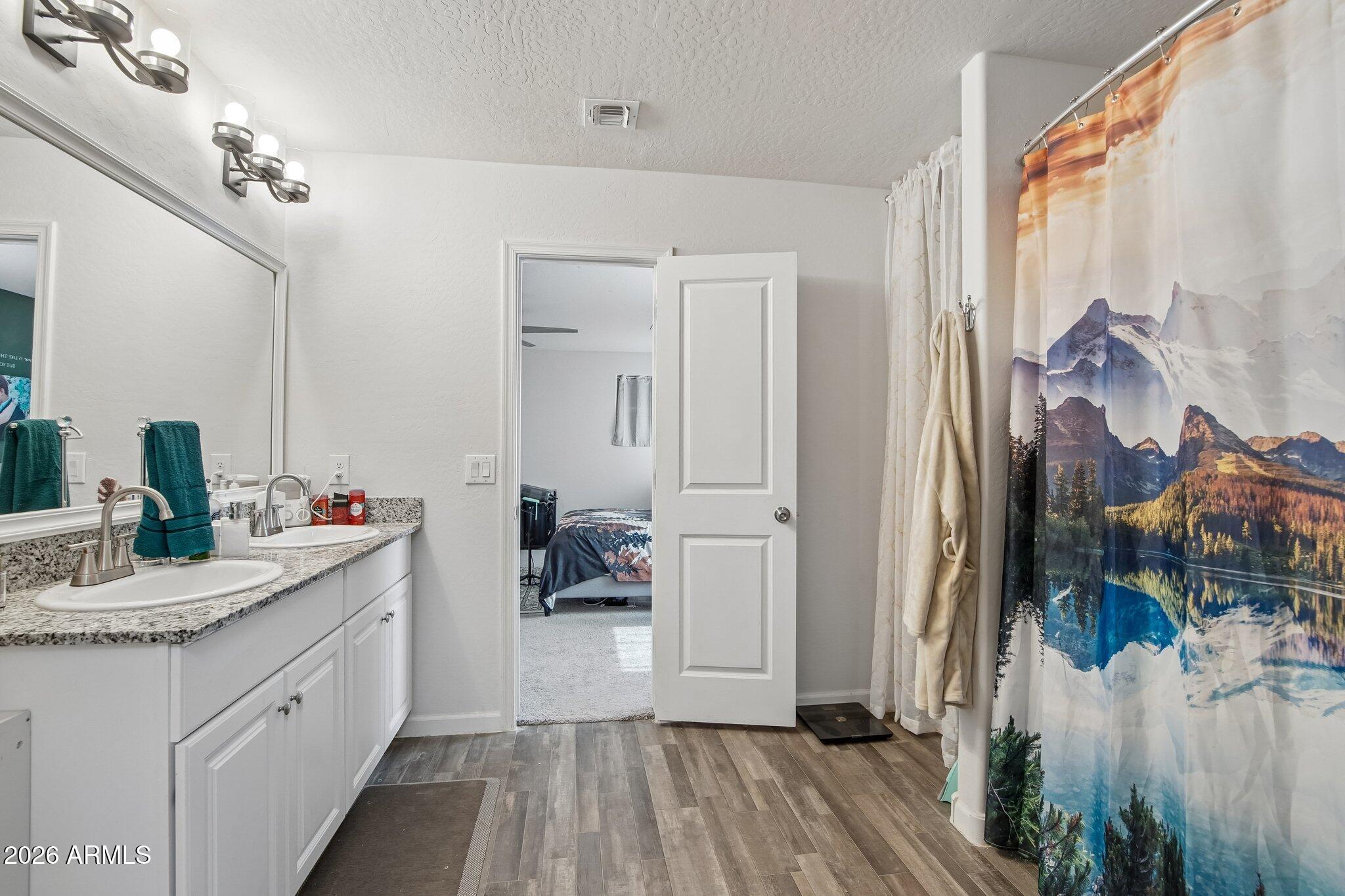 DOMINION CREEK - Residential