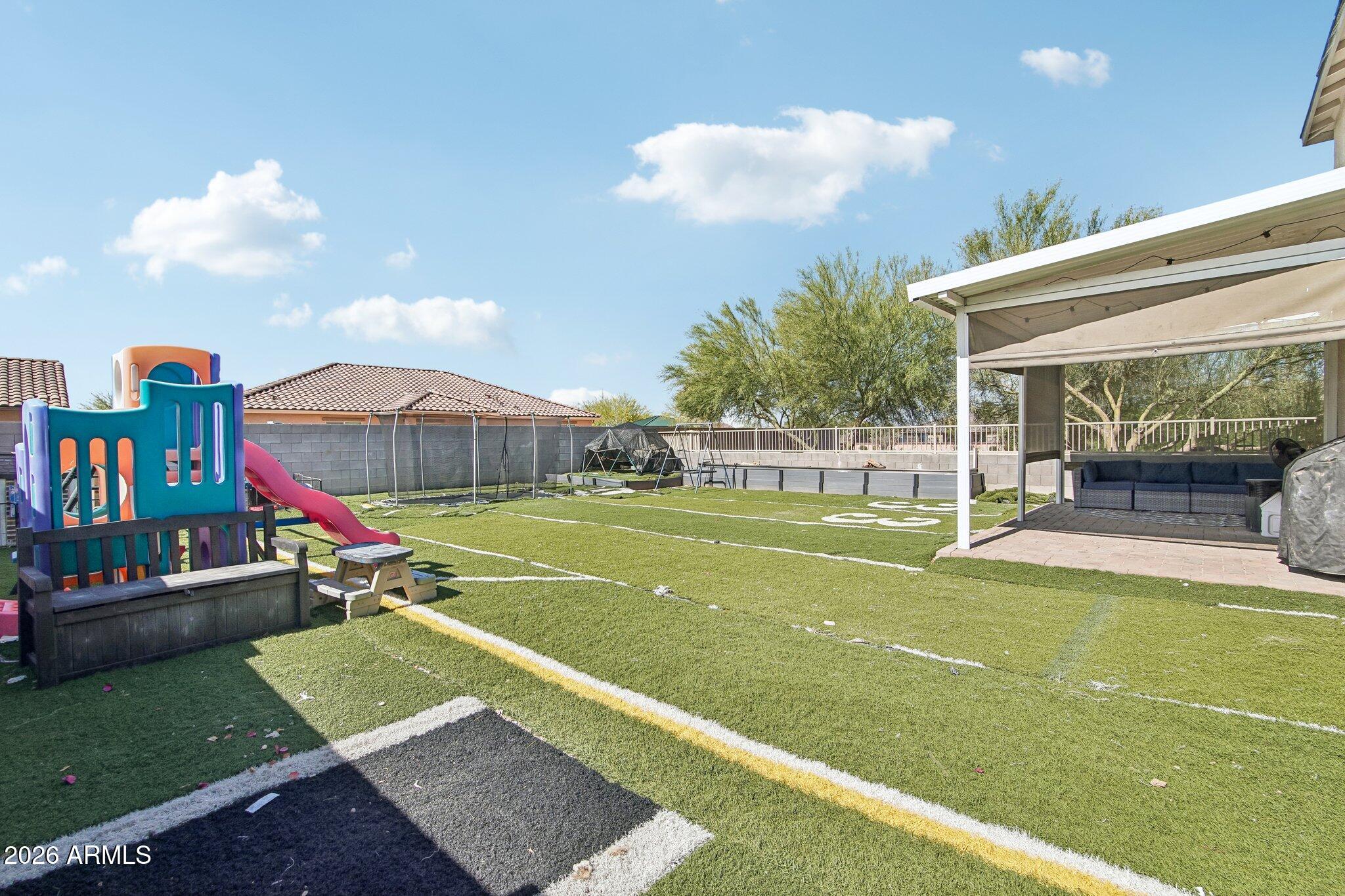 DOMINION CREEK - Residential