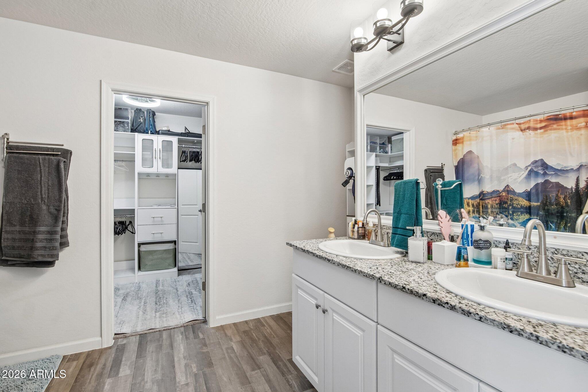 DOMINION CREEK - Residential