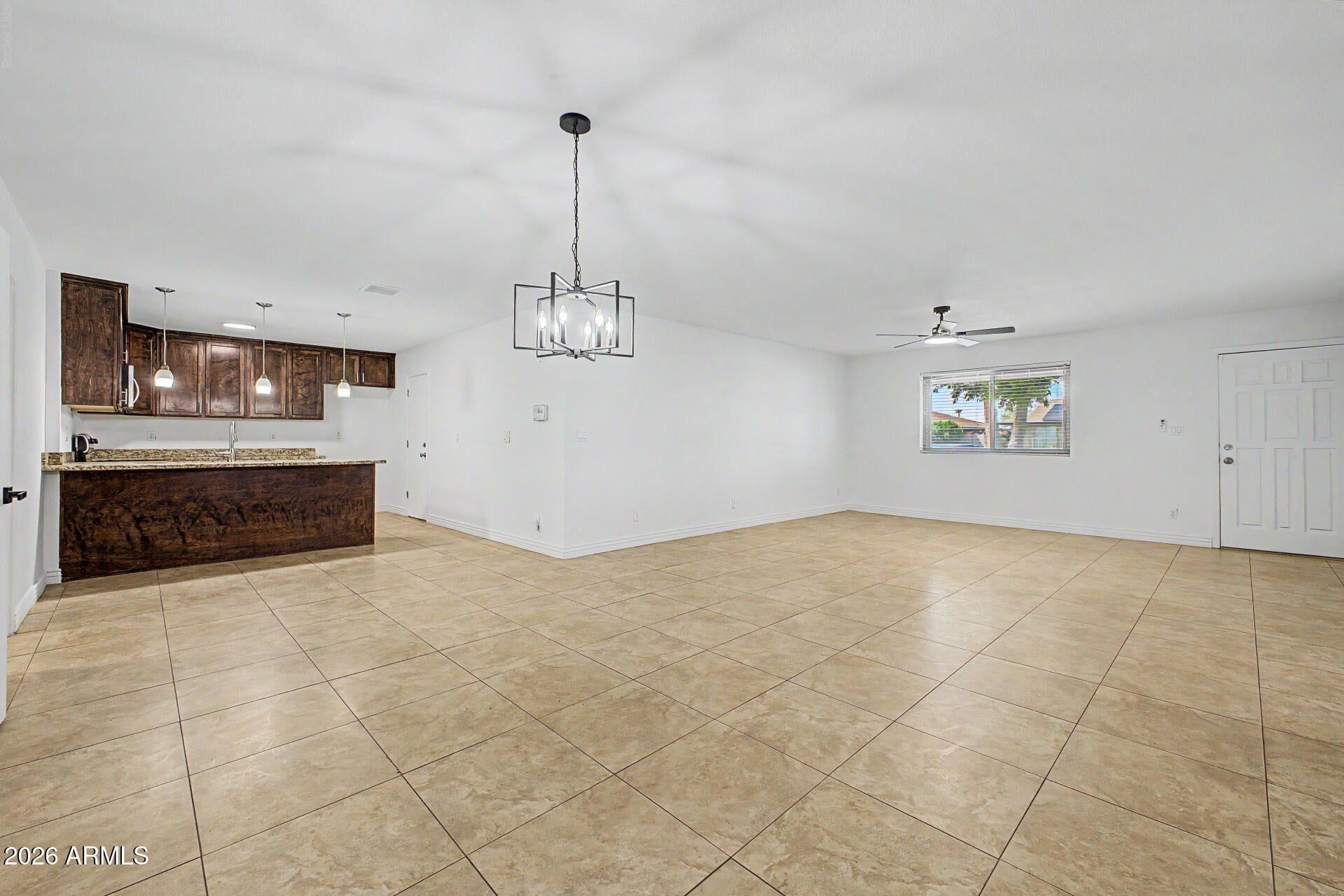 1737 W CAROL Avenue