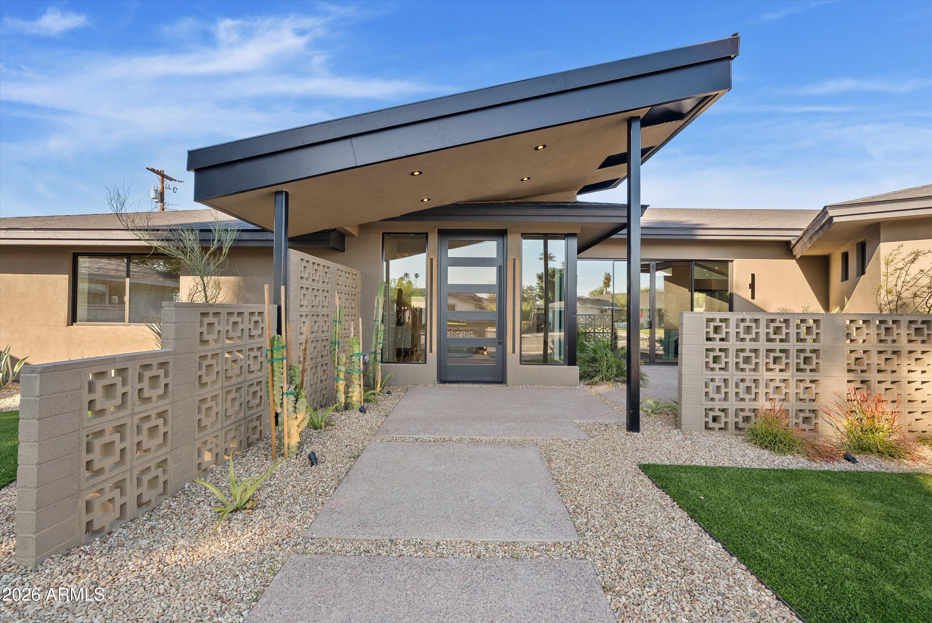 4610 E FLOWER Street