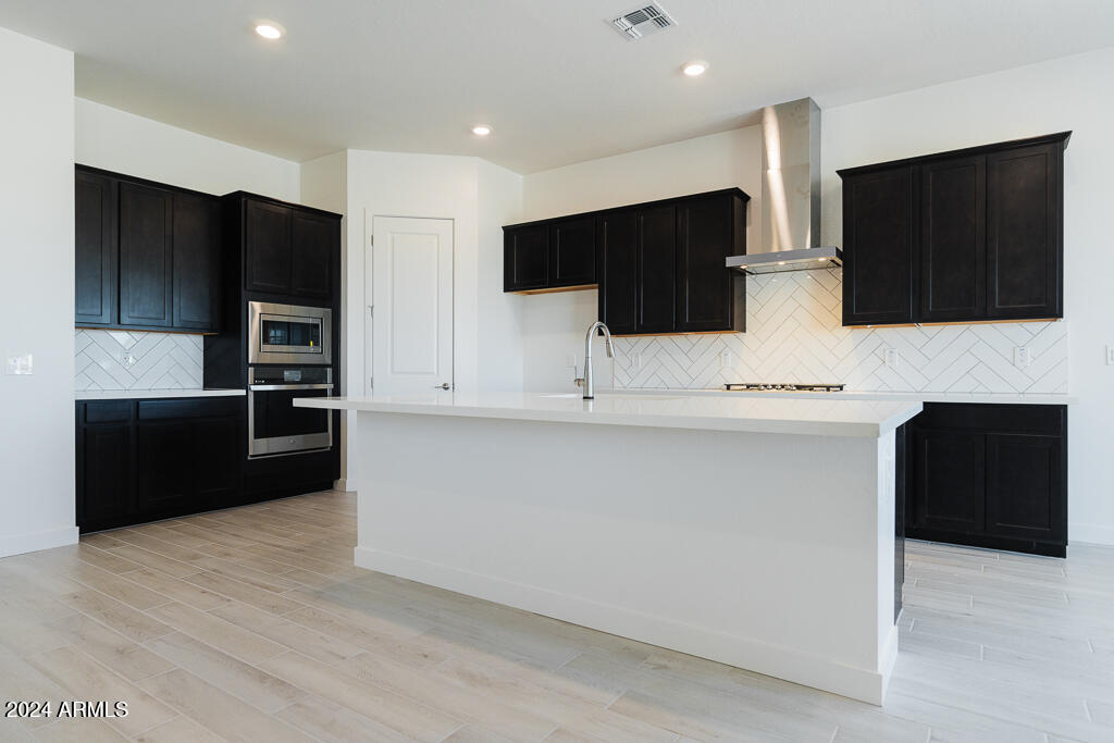 3636 W SUMMERSIDE Road