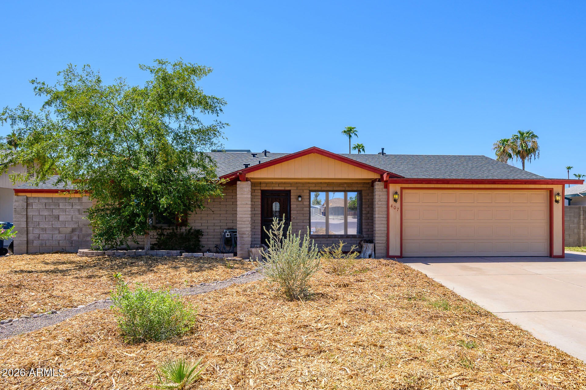 407 E JULIE Drive