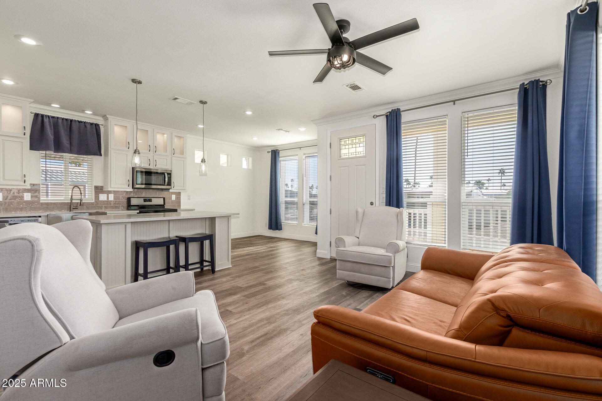 305 S VAL VISTA Drive 71