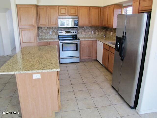REMINGTON PARK WEST ESTATES - Residential Lease