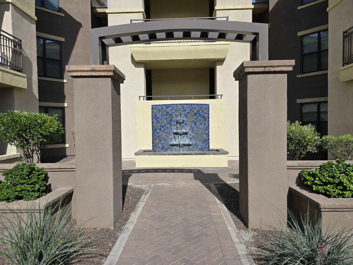 7601 E Indian Bend Road Apt 2051