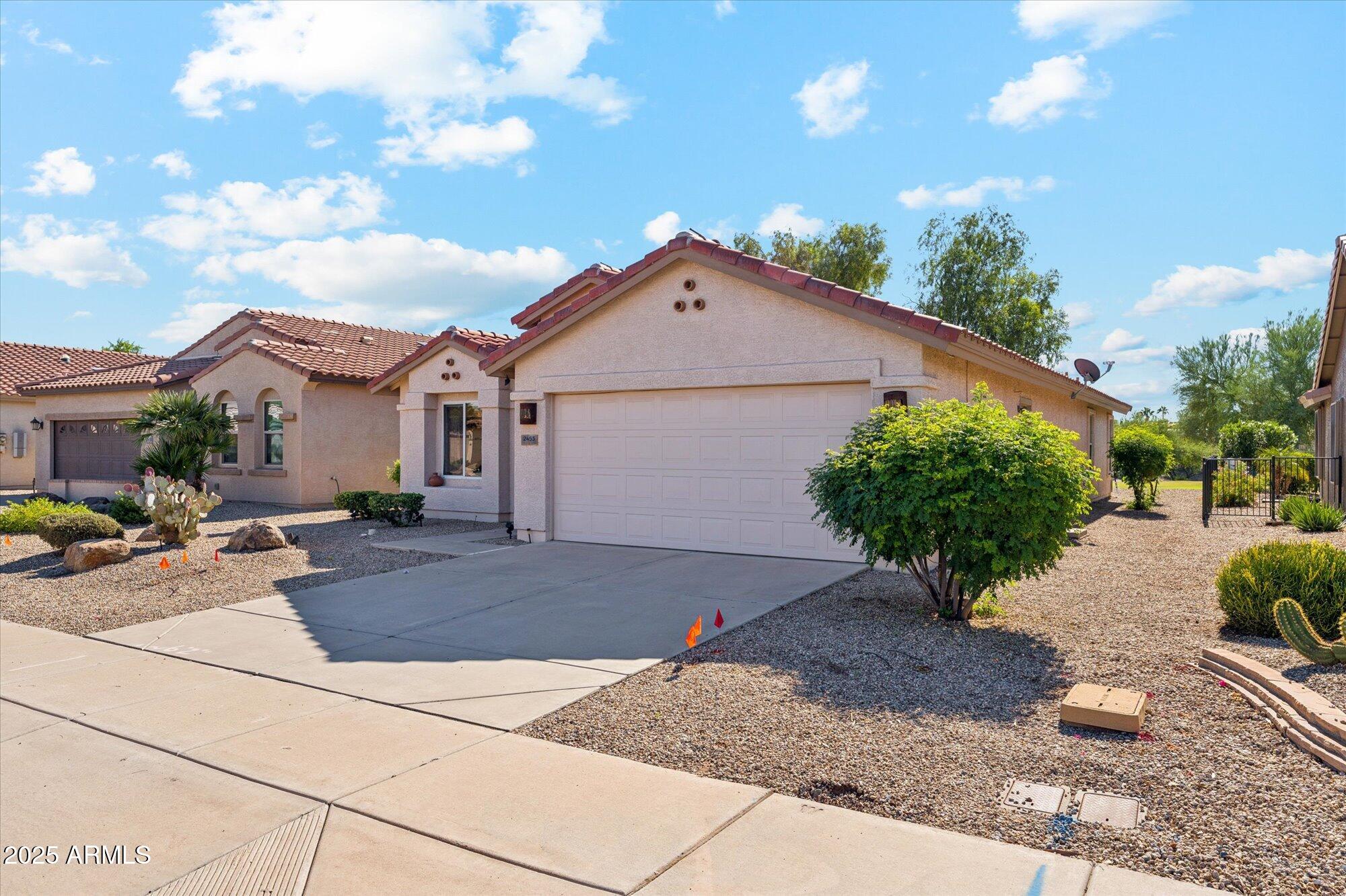 2453 E Hancock Trail