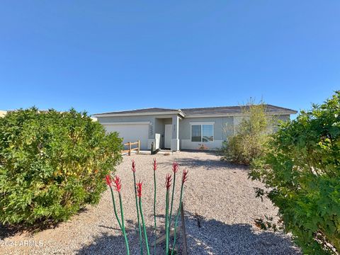 A home in Arizona City