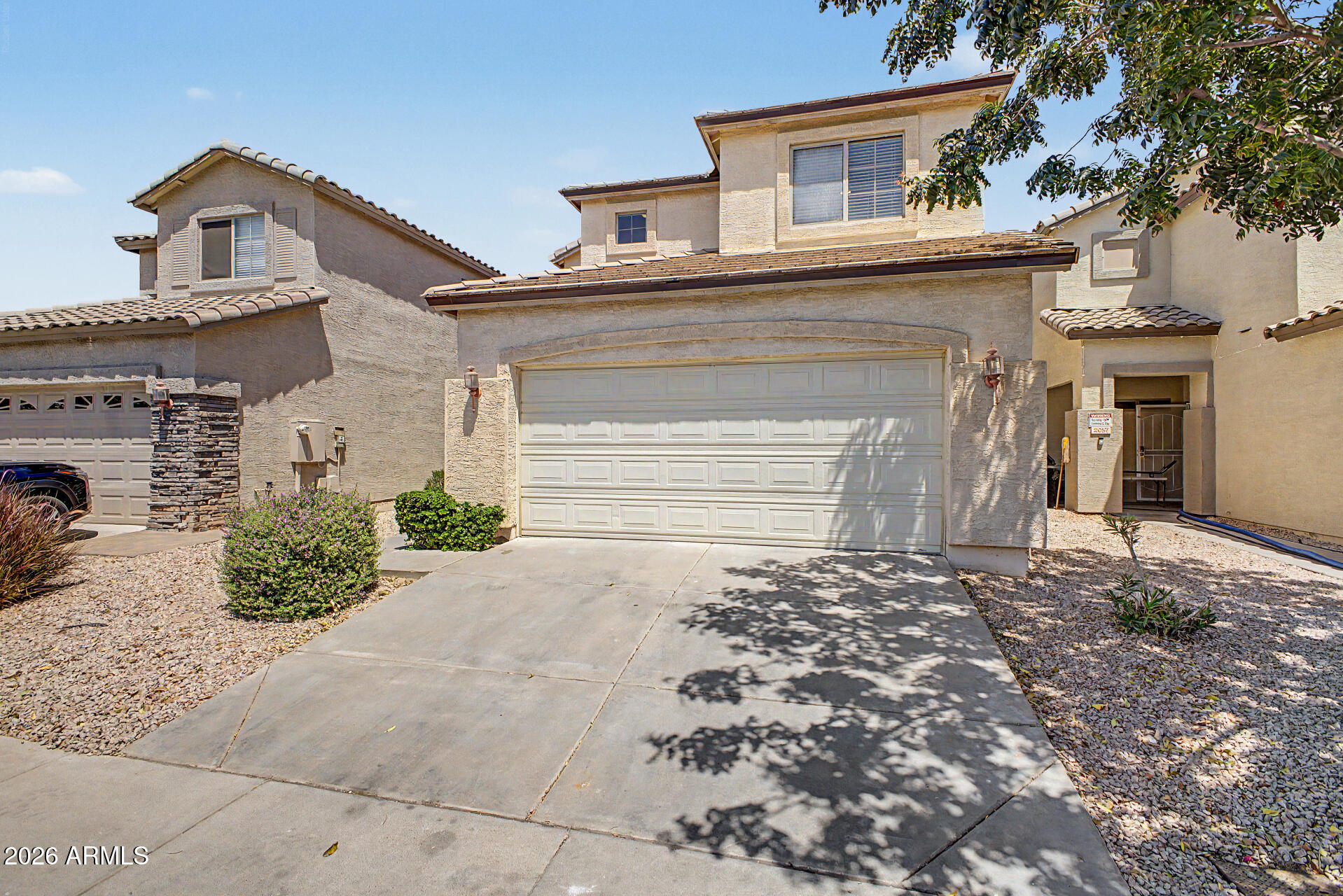 2061 N 29TH Place
