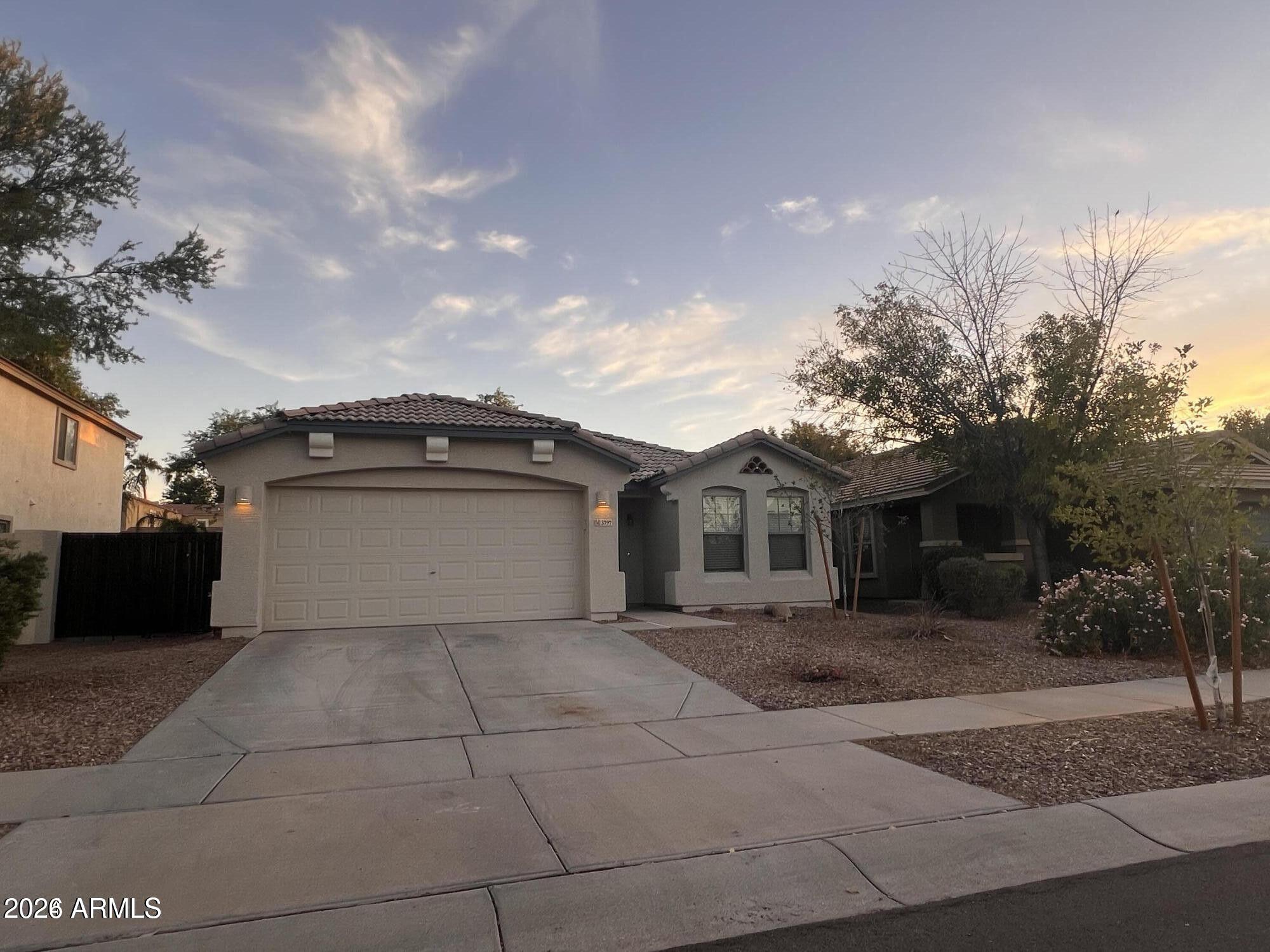 3797 E IRONHORSE Road