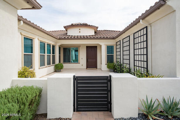 5537 E VIA CABALLO BLANCO --