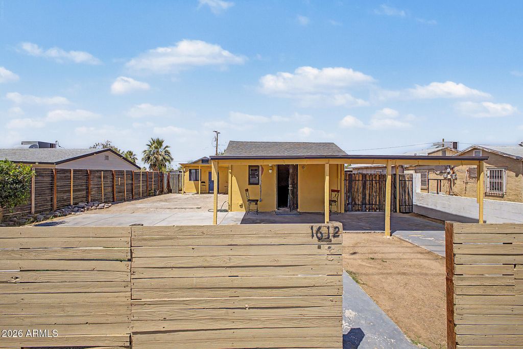 Photo of 1612 S 5th Street, Phoenix, AZ 85004 (MLS # 7022580)