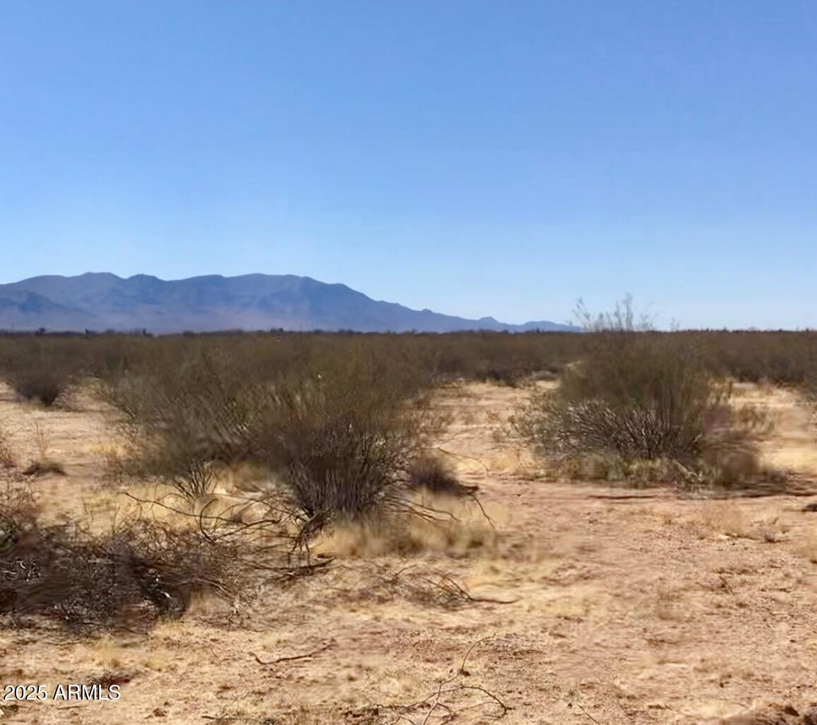 XXX W Trezler Road -