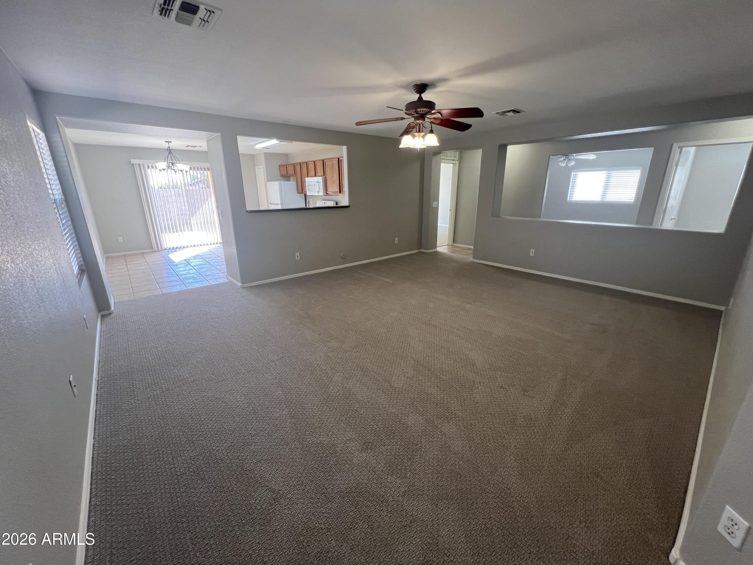 8565 E LAKEVIEW Avenue