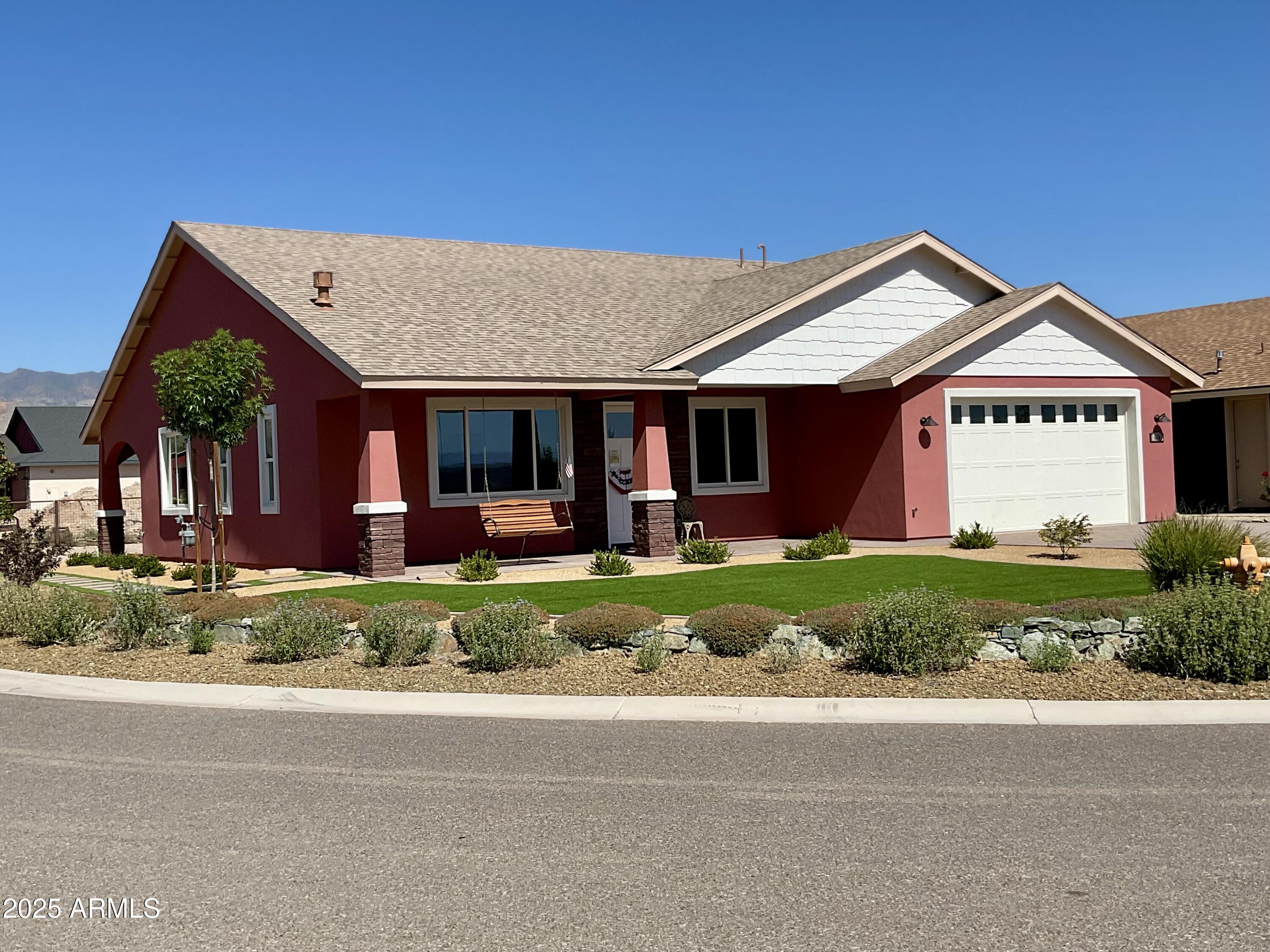 490 KINDRA HEIGHTS Road