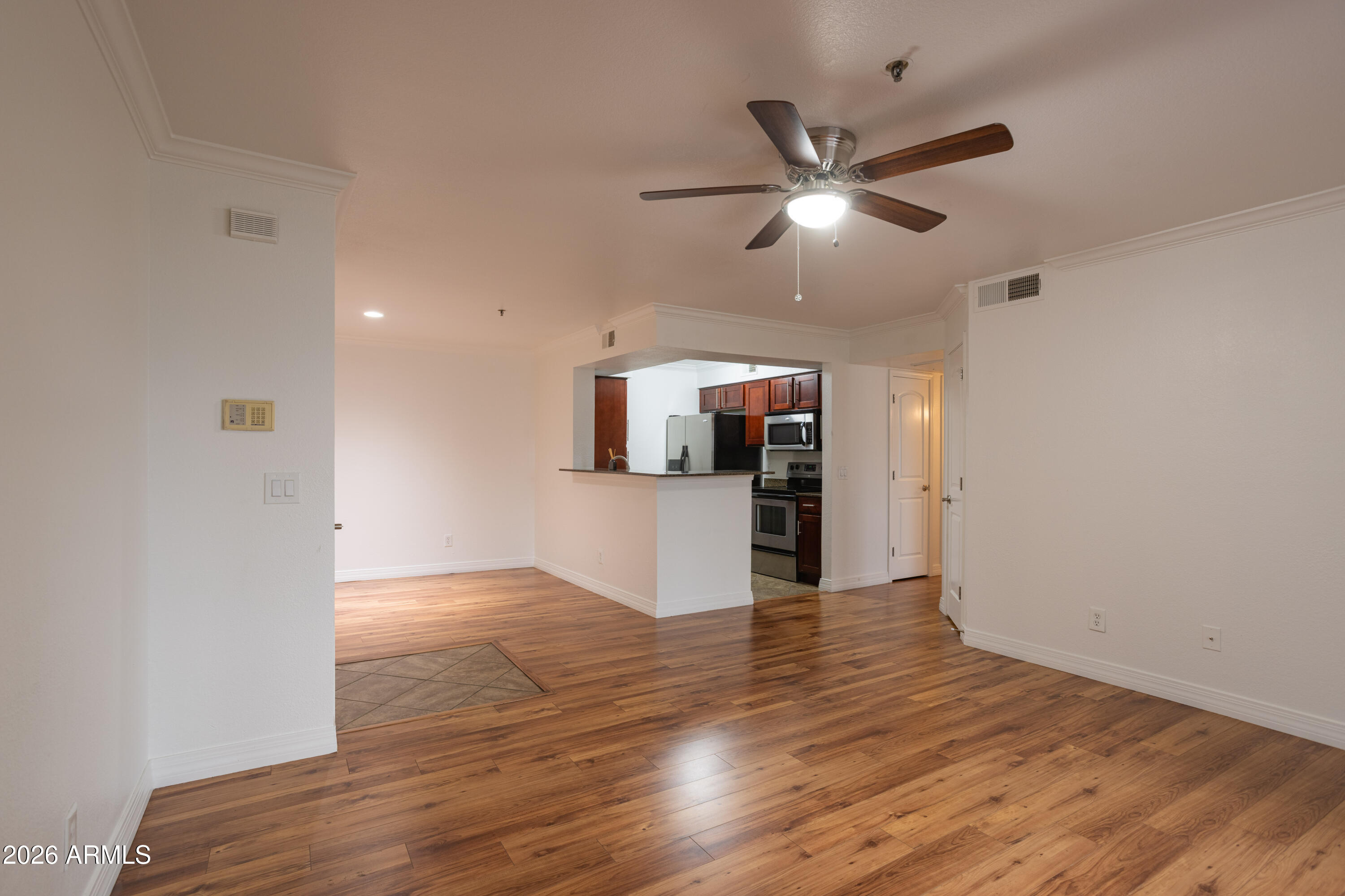 2025 E CAMPBELL Avenue 120