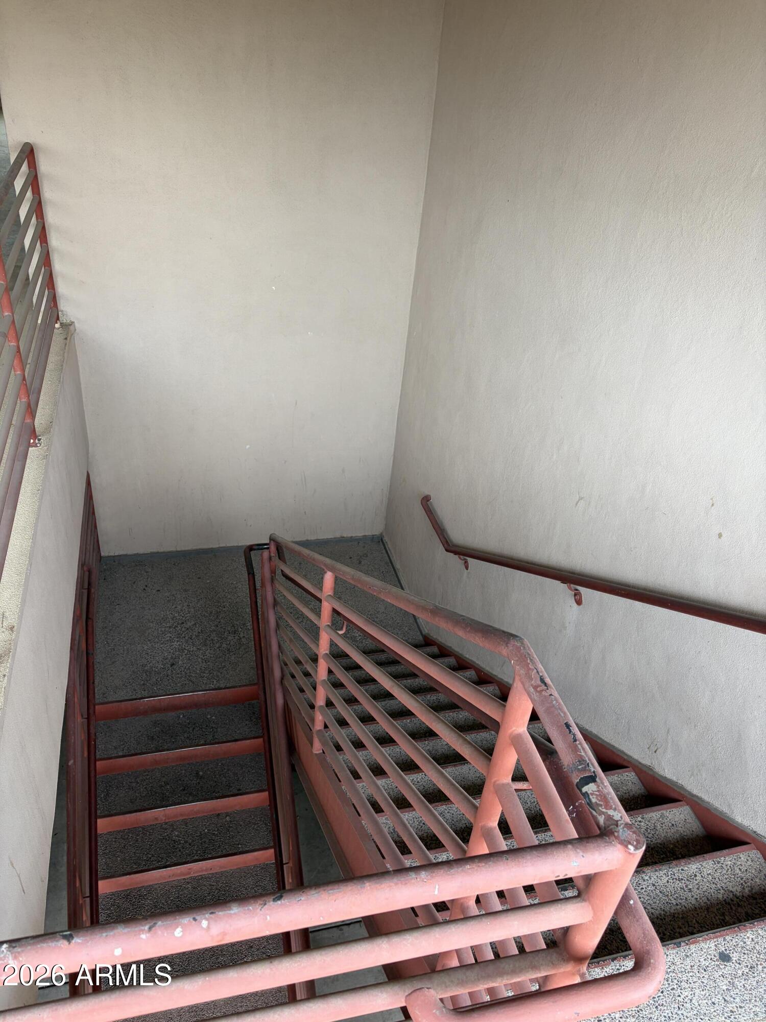 2114 W APACHE Trail 7