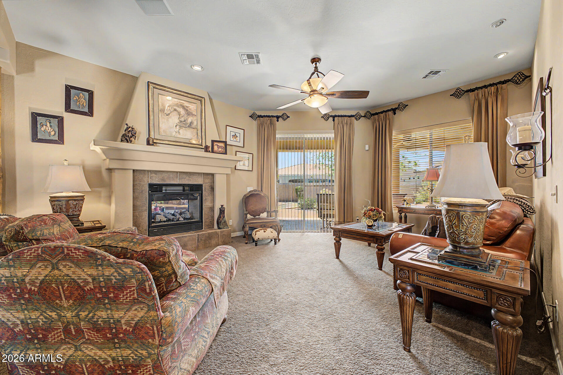 975 E COUNTY DOWN Drive