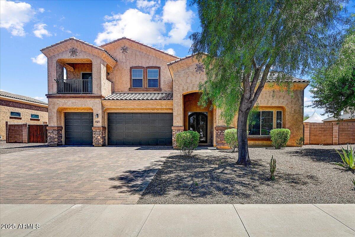 18207 W SELLS Drive