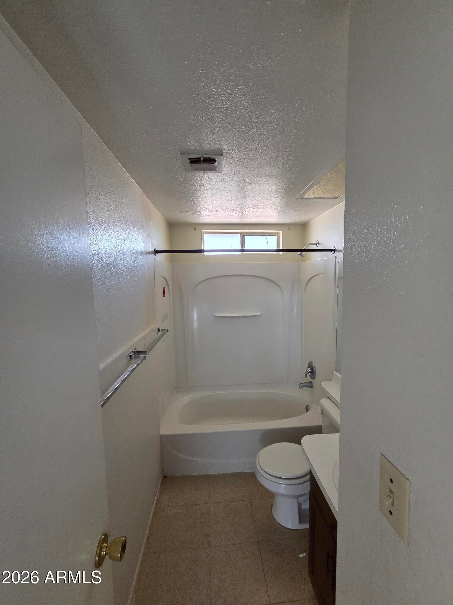 1708 W MICHELLE Drive