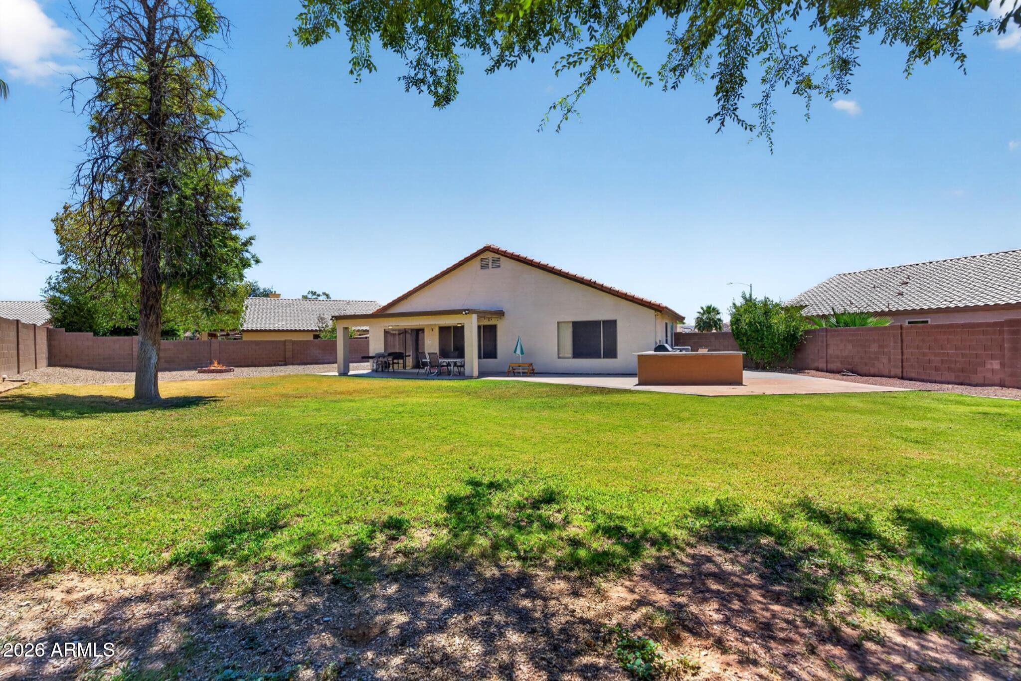8756 W LONE CACTUS Drive