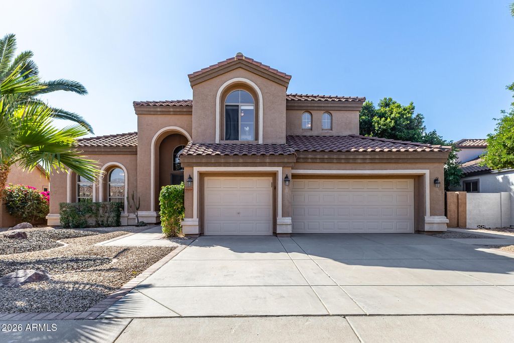 Photo of 7173 W Trails Drive, Glendale, AZ 85308 (MLS # 6994752)