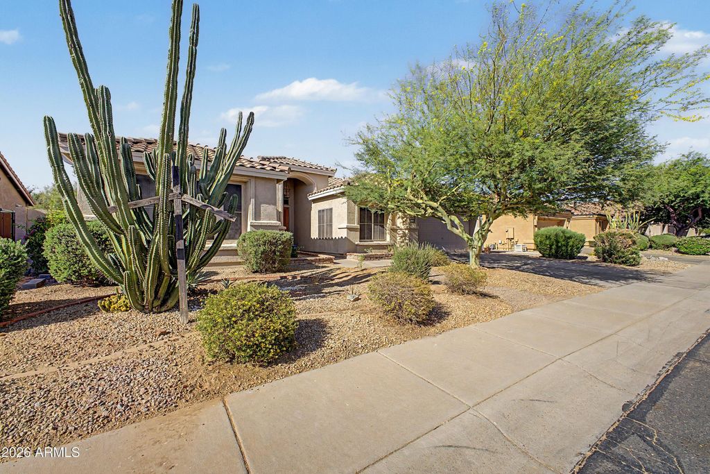 Photo of 4010 E Hamblin Drive, Phoenix, AZ 85050 (MLS # 7032617)
