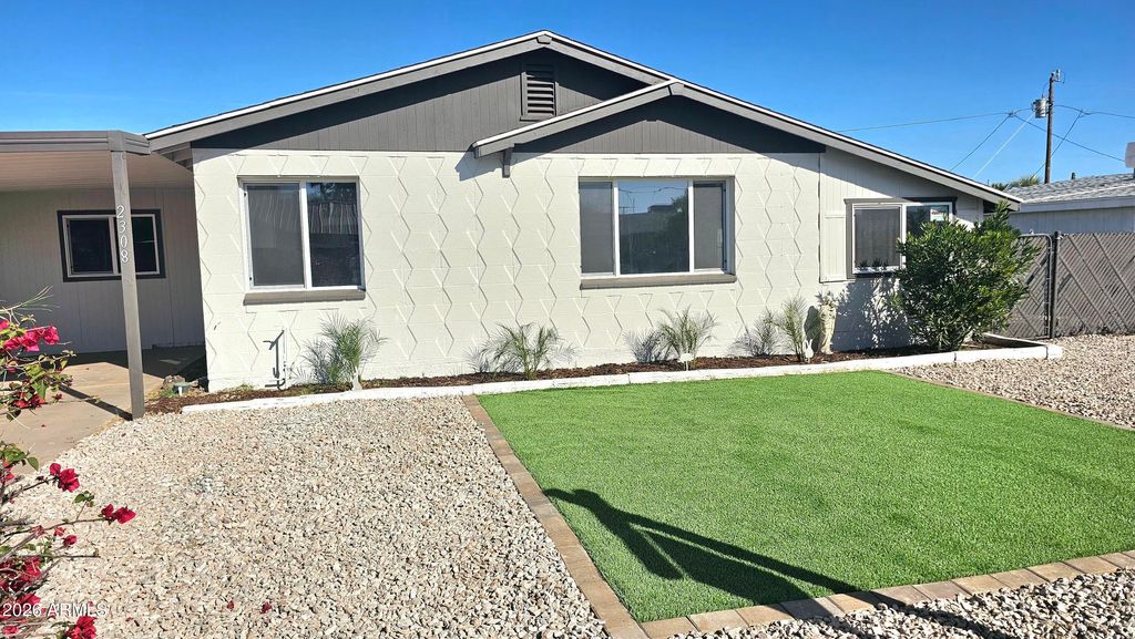 Photo of 2308 E Delgado Street, Phoenix, AZ 85022 (MLS # 6973735)