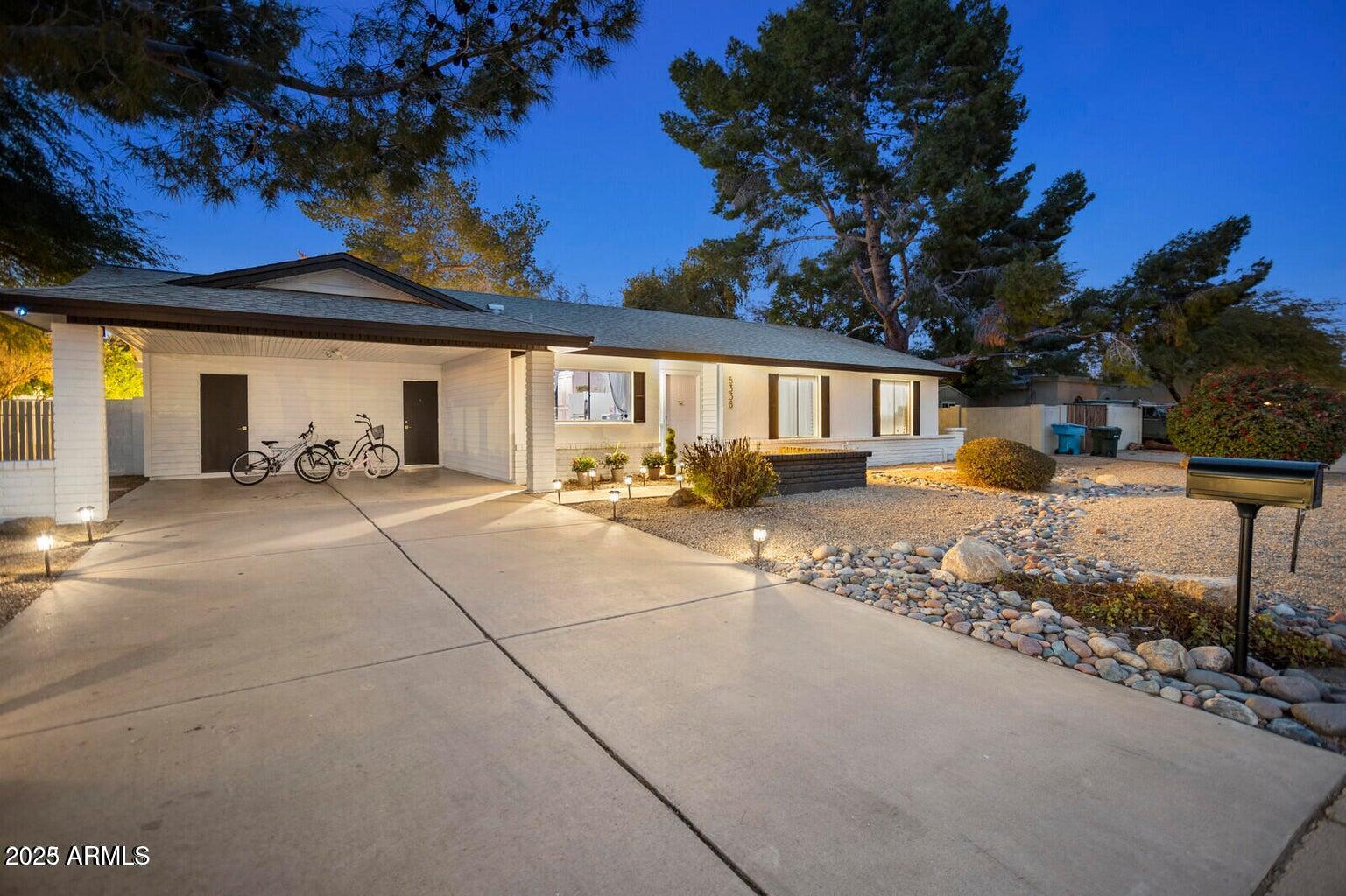 5338 E HEARN Road