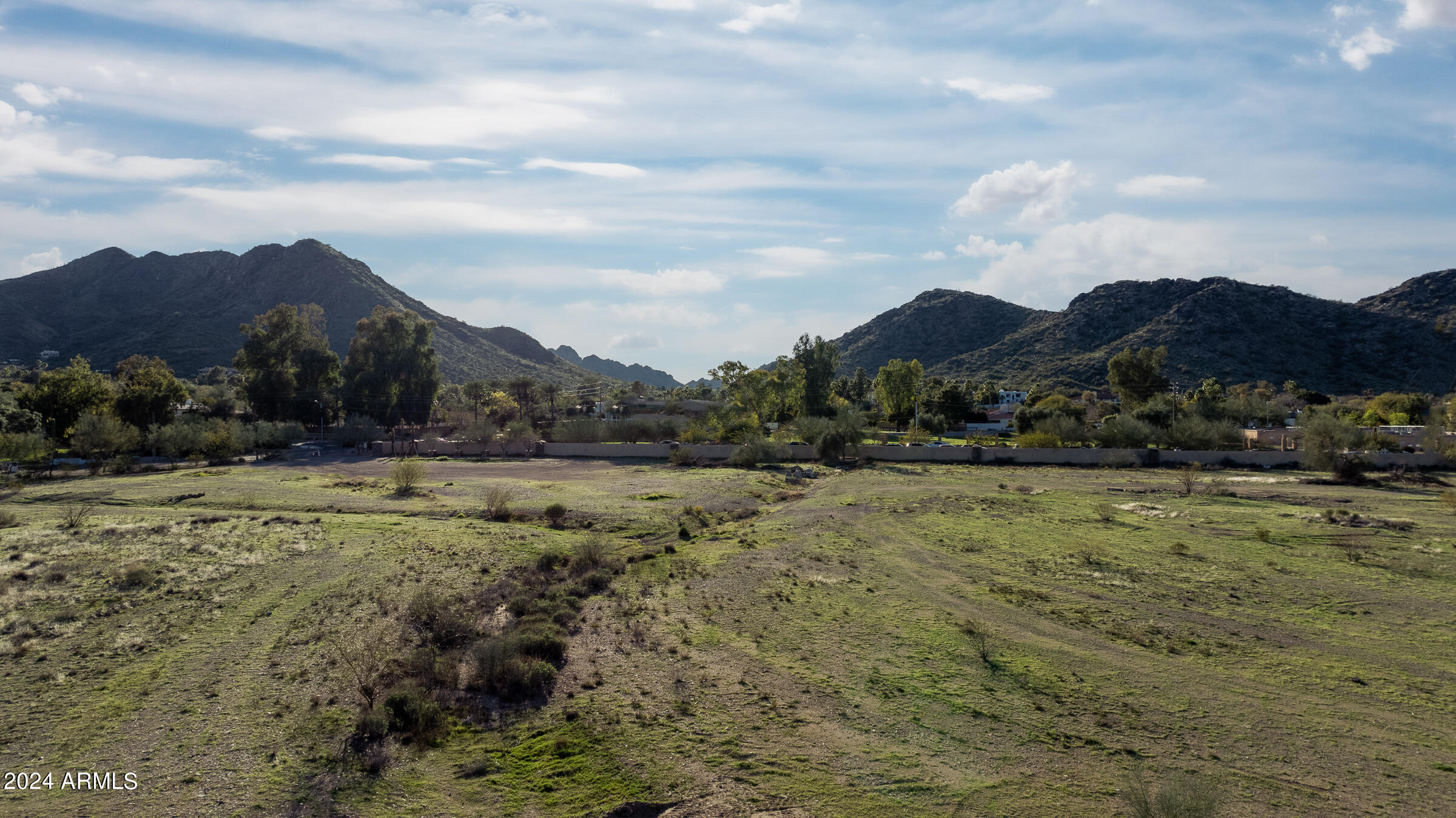 4801 E DOUBLETREE RANCH Road 1