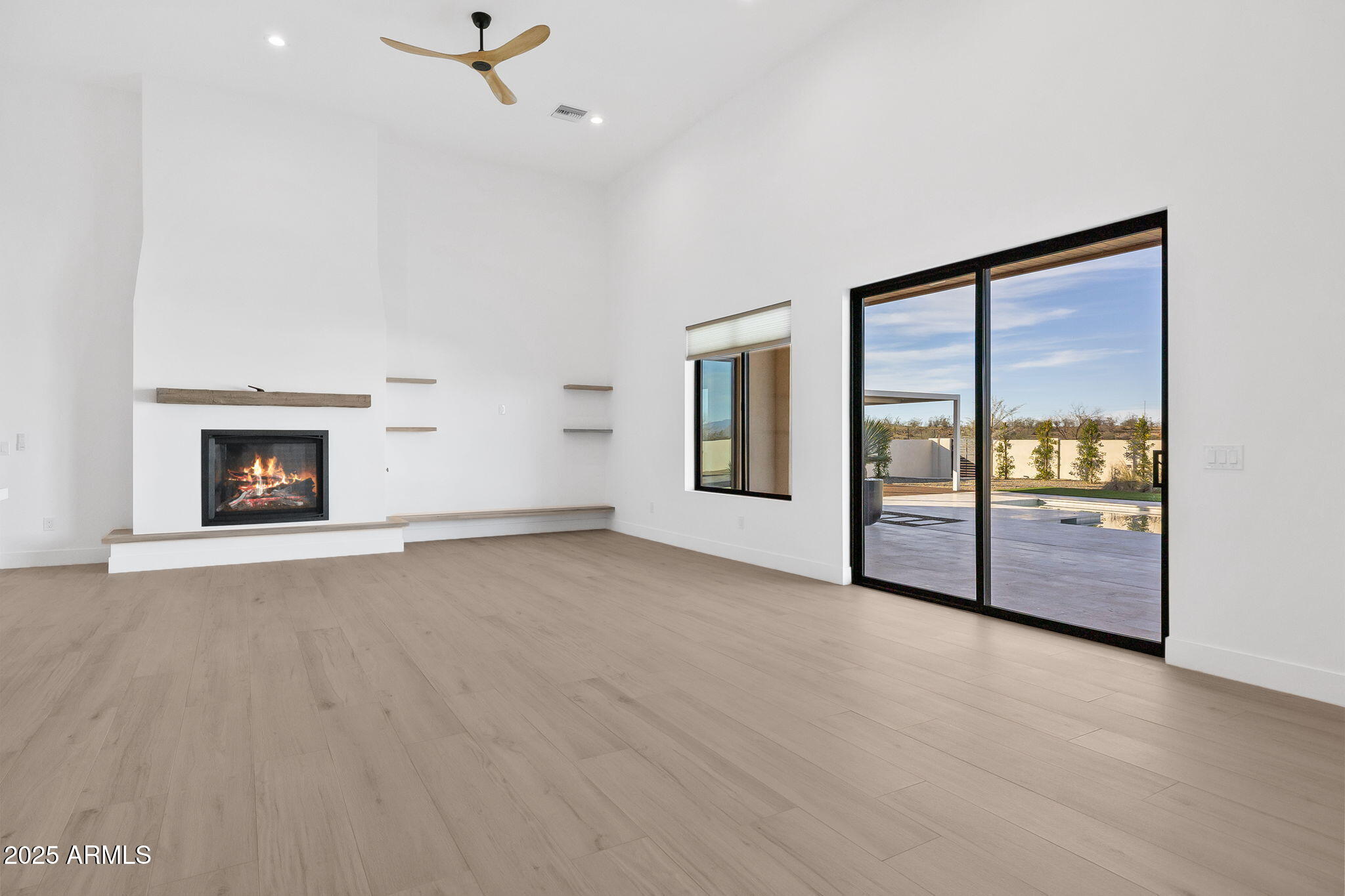 3300 N Old Stagecoach Road