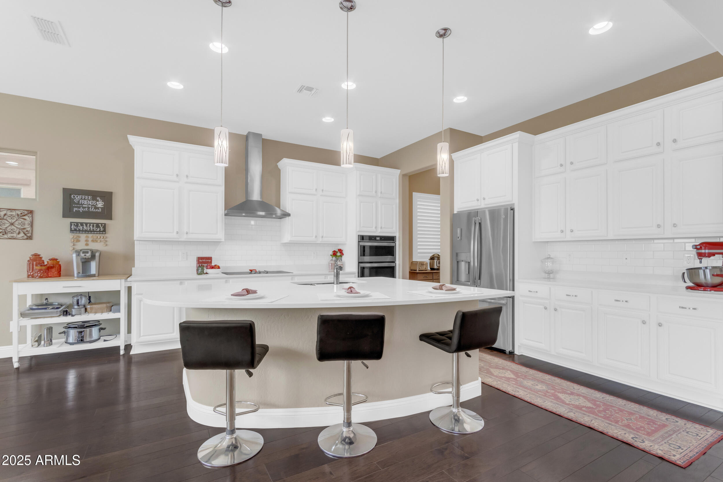 5942 W CACTUS WREN Way