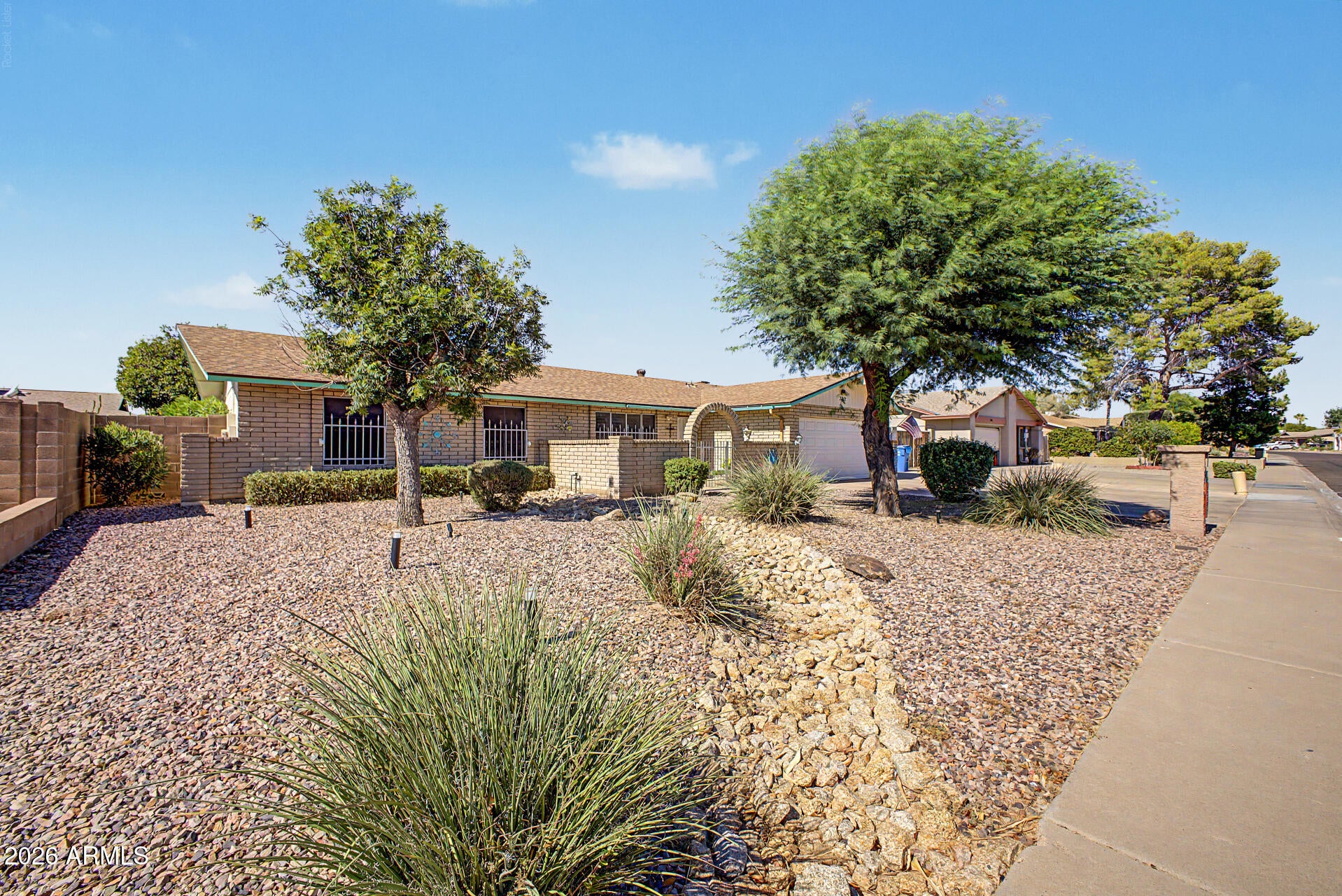 3822 W HELENA Drive