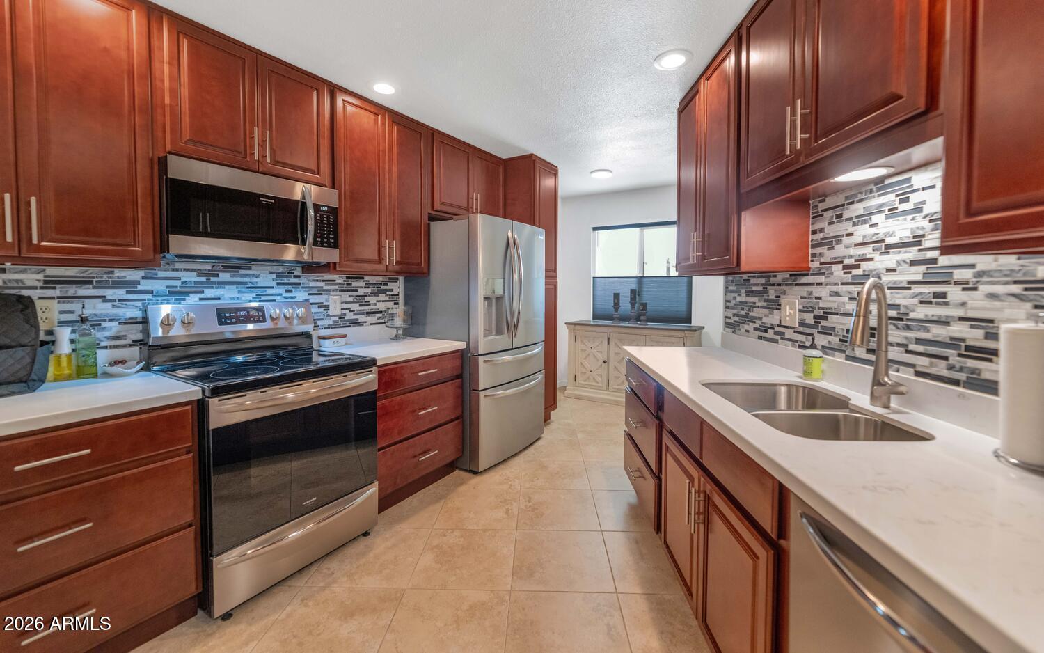 16652 N BOSWELL Boulevard