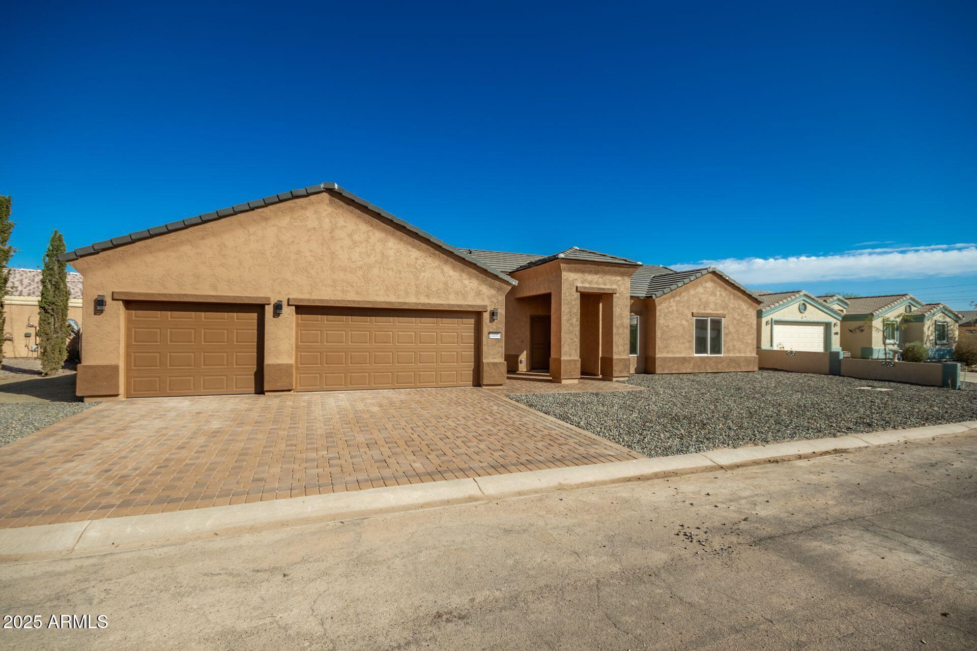 10063 W KEN Drive