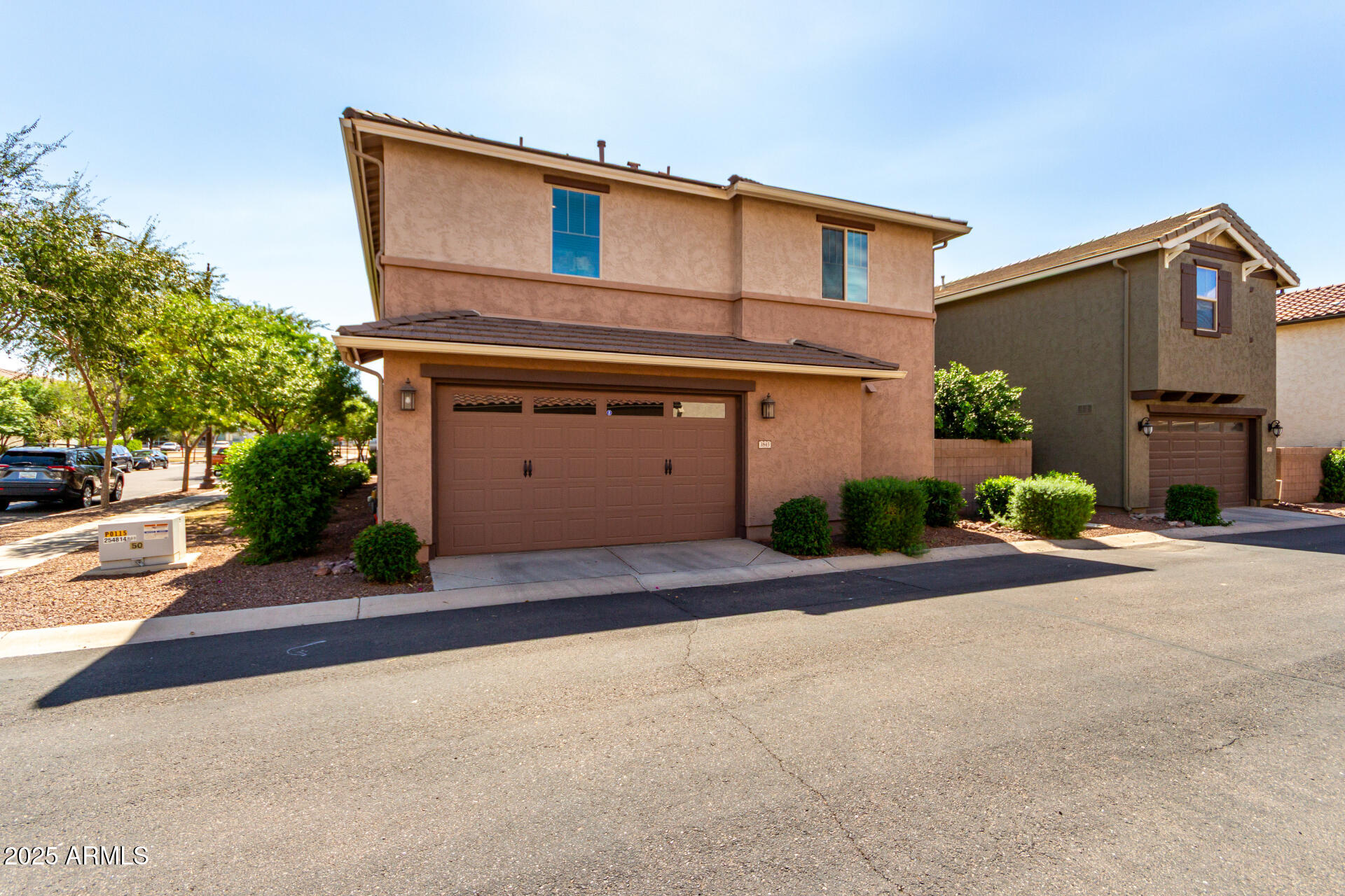 3843 E GIDEON Way